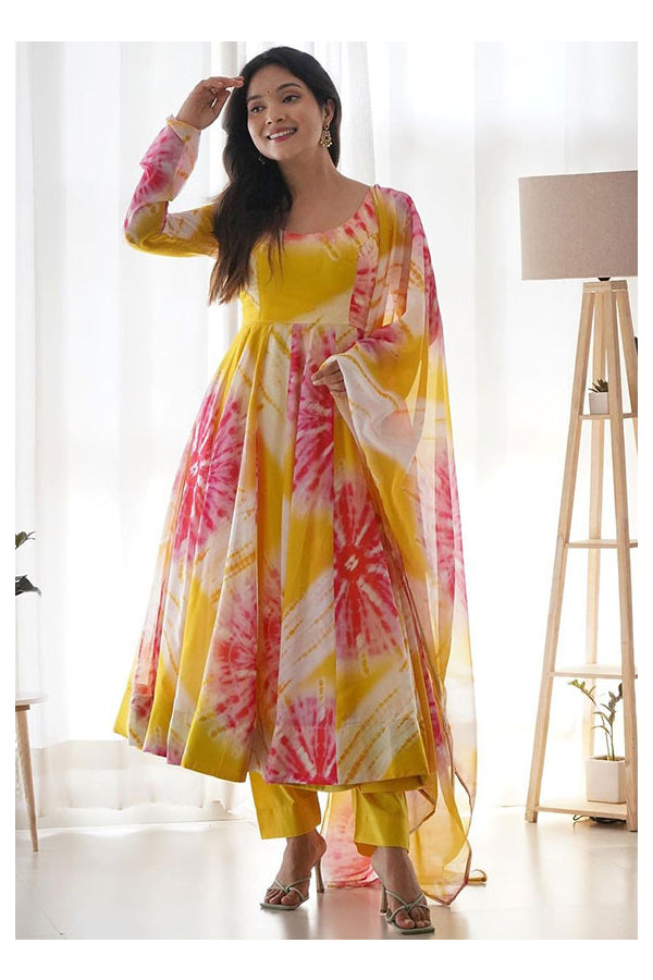 Women Georgette Gown Dupatta Set