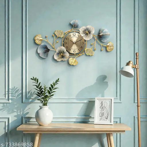 Elegant Metal Flower Wall Clock with Luxury Gold Finish Modern Artistic Wall Clock for Living Room, Office and Bedroom Designer Decorative Wall Clock for Premium Interior Spaces